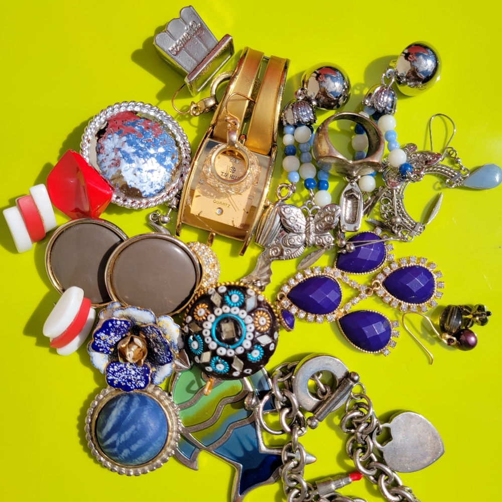 Jewelry for Crafting ~ Jewelry Making ~ Re-Purpose ~ Earrings ~ Pendants